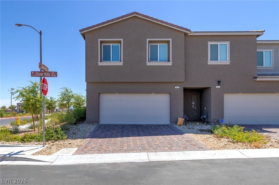9601 Oliver Hills Avenue — photo 2