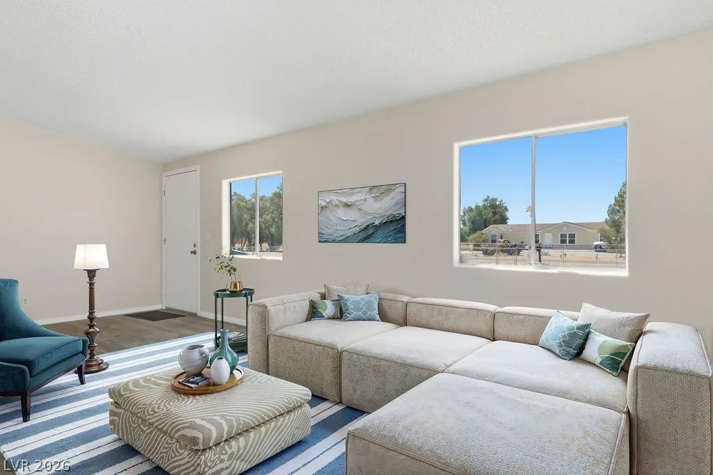4550 West Horn Road — photo 4