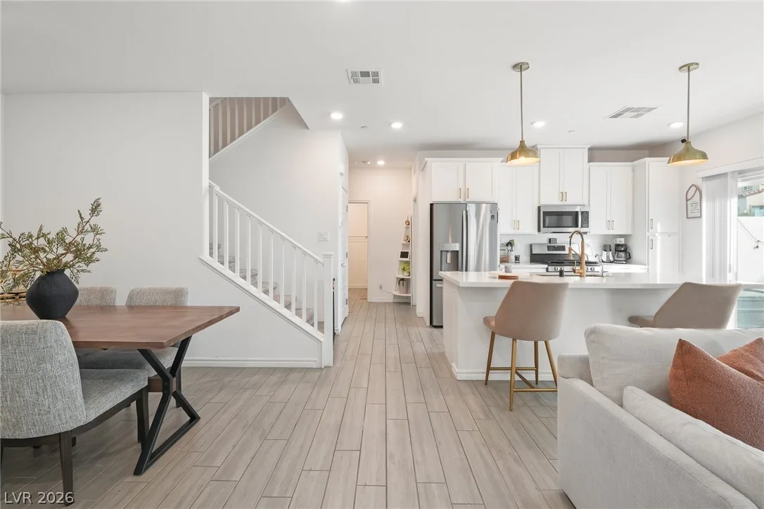 219 Cordelia Cove Avenue 514 — photo 2