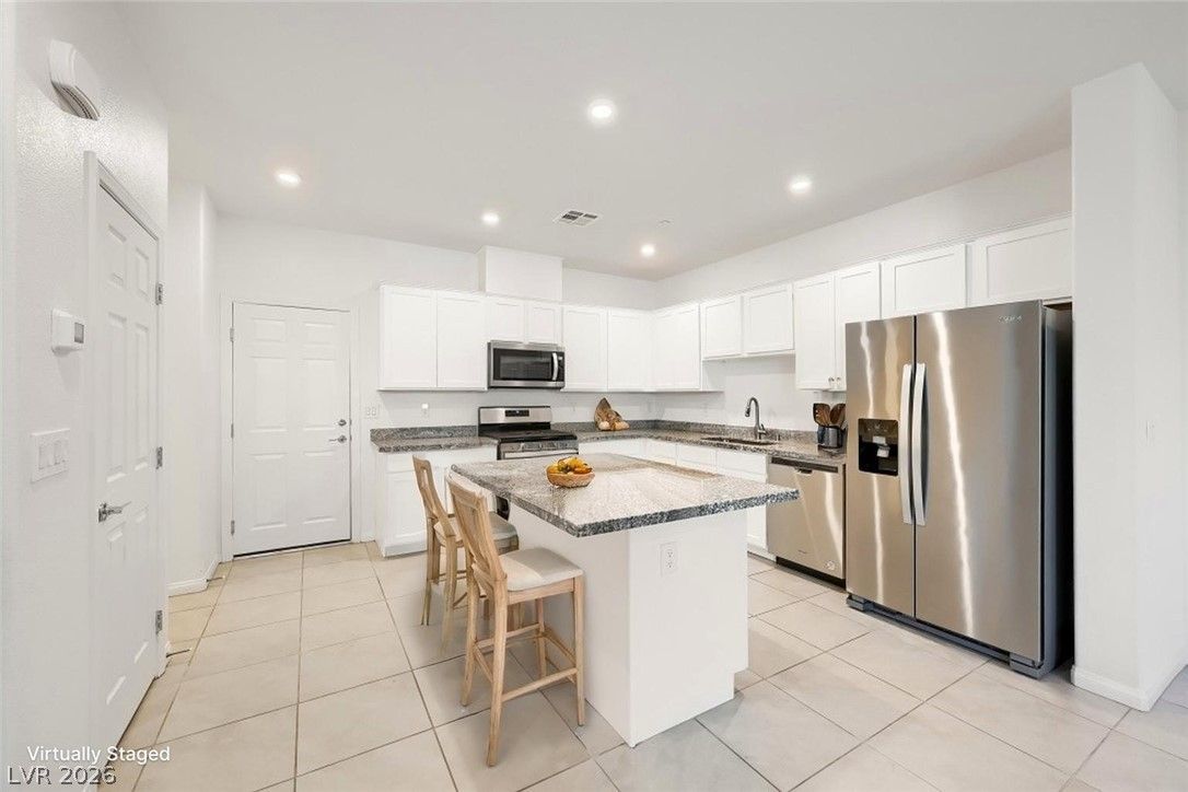 489 Filaree Place — photo 4