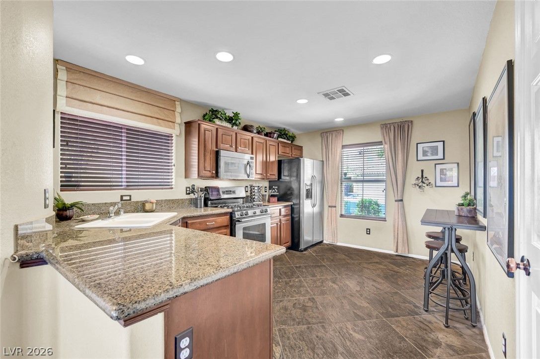 8645 Pitch Fork Avenue — photo 4