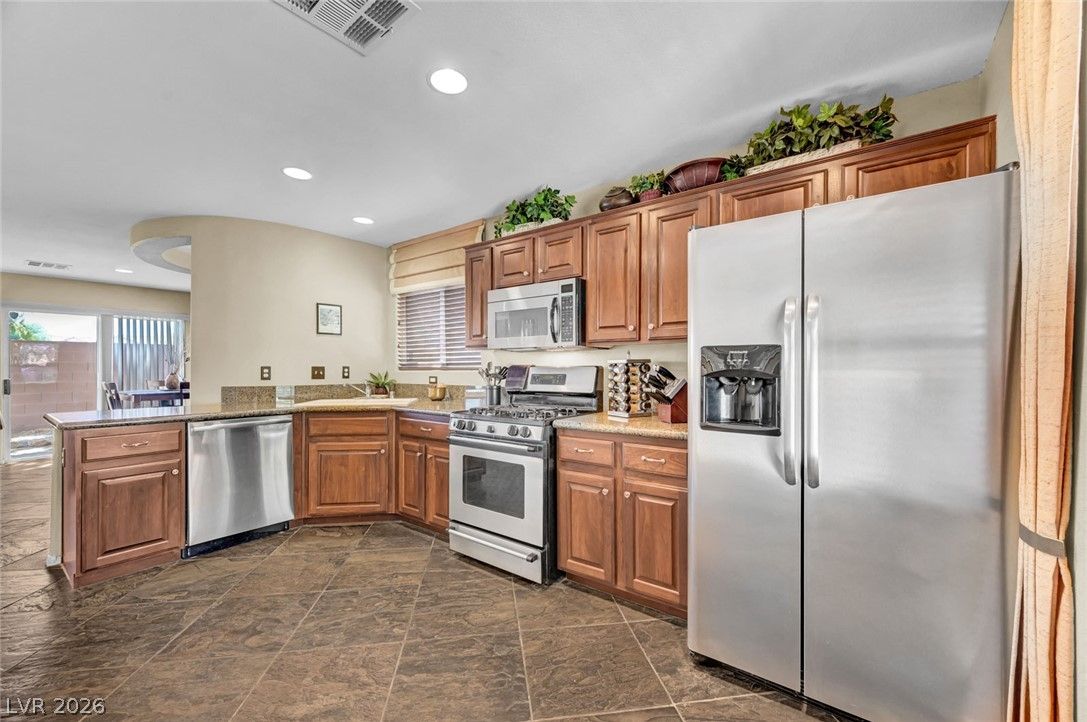 8645 Pitch Fork Avenue — photo 5
