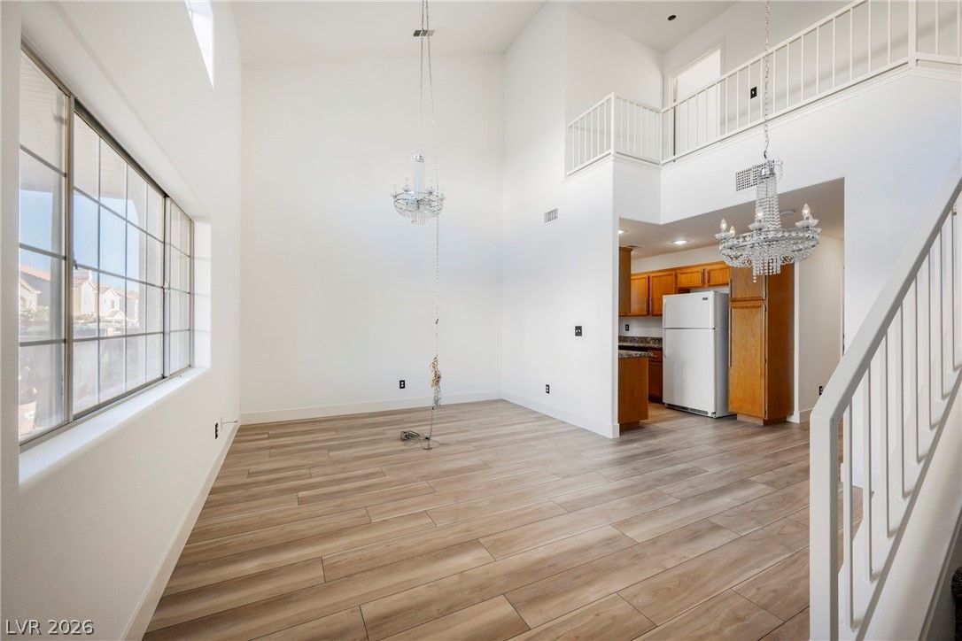 5473 Dungaree Street — photo 4 of 45