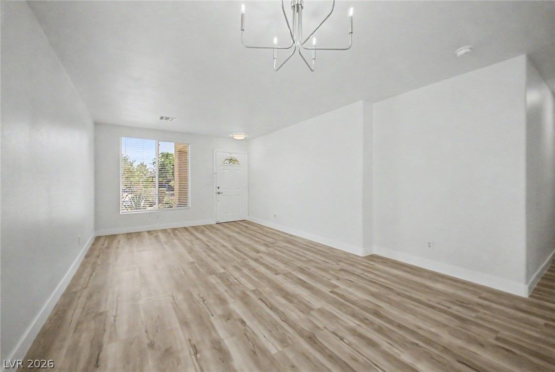 321 Teal Ridge Hills Drive — photo 2 of 25