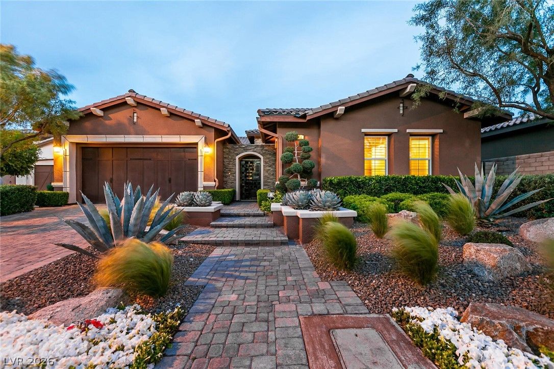 282 Lindura Court — photo 2