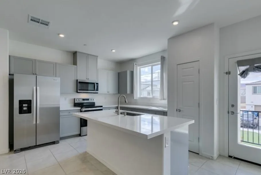 5639 Beguiling Falls Street — photo 3 of 22