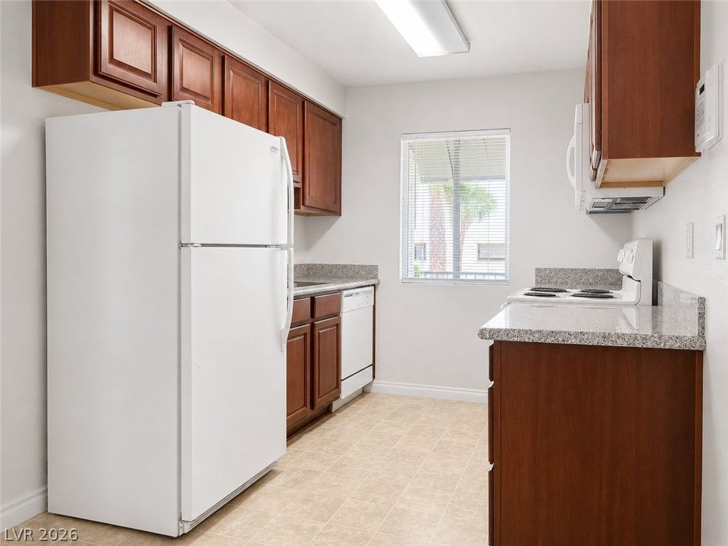 5020 Indian River Drive 436 — photo 5 of 13