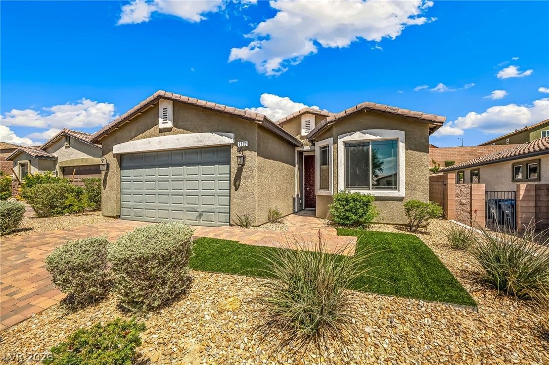 2110 Hunt Woods Court — photo 2
