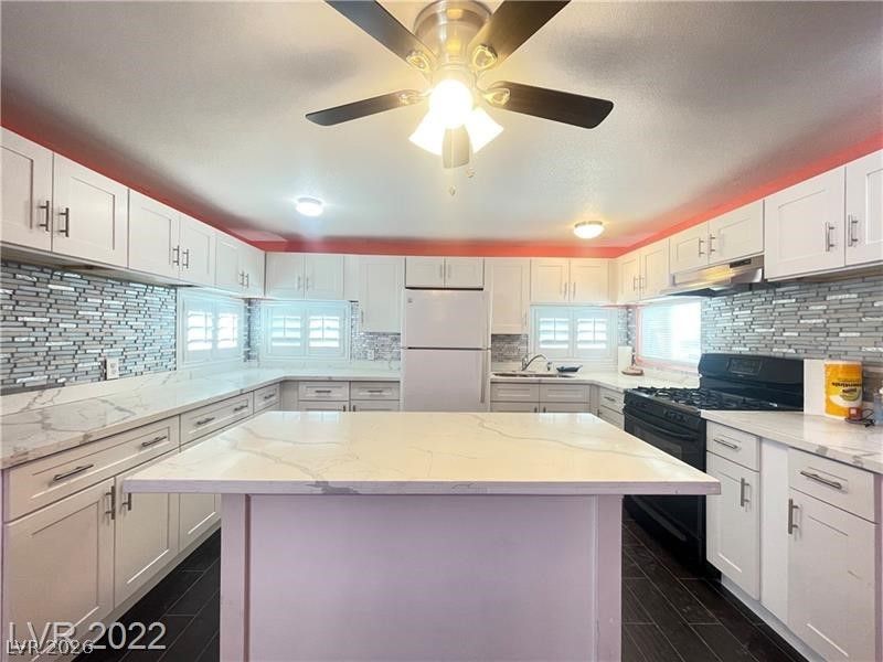 249 Shoshone Lane — photo 2 of 23