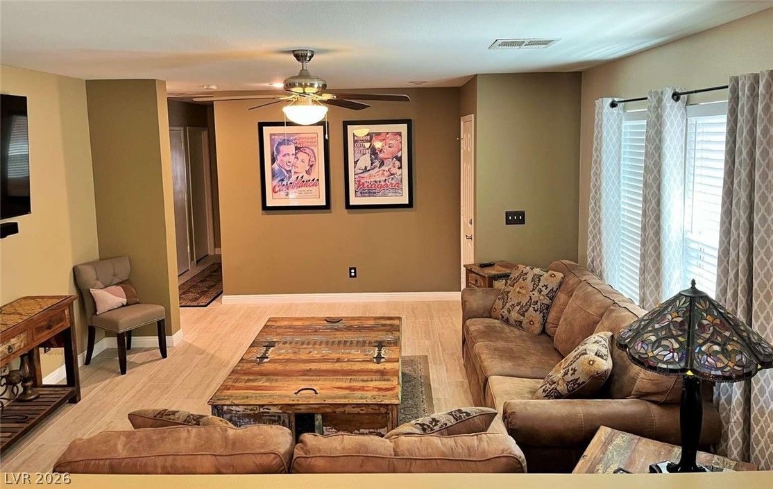 1121 Majestic Canyon Street — photo 3