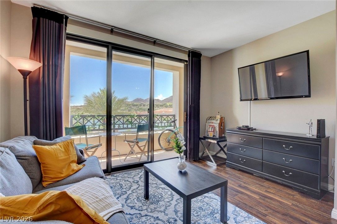 29 Montelago Boulevard 202 — photo 4