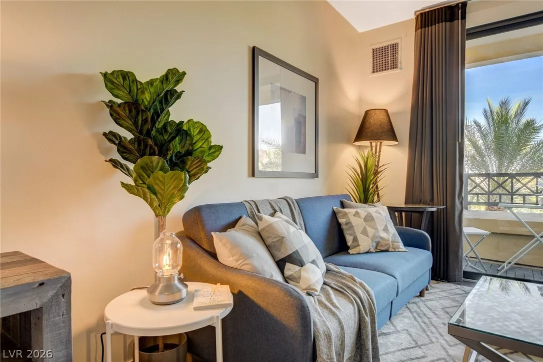 29 Montelago Boulevard 206 — photo 3