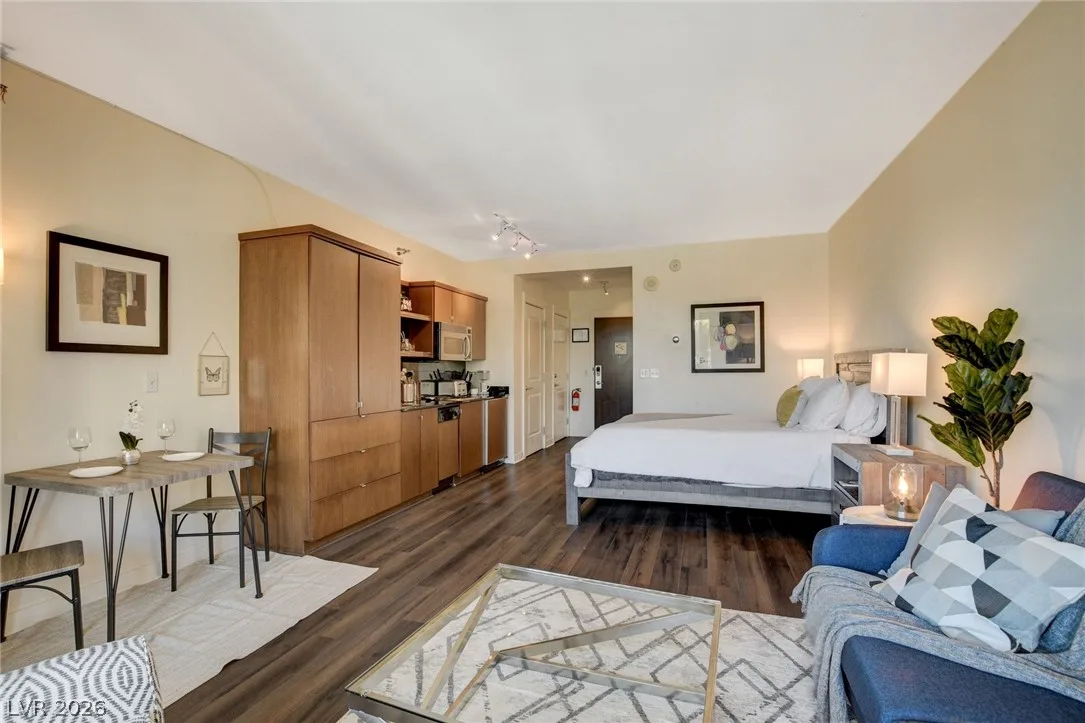 29 Montelago Boulevard 206 — photo 5