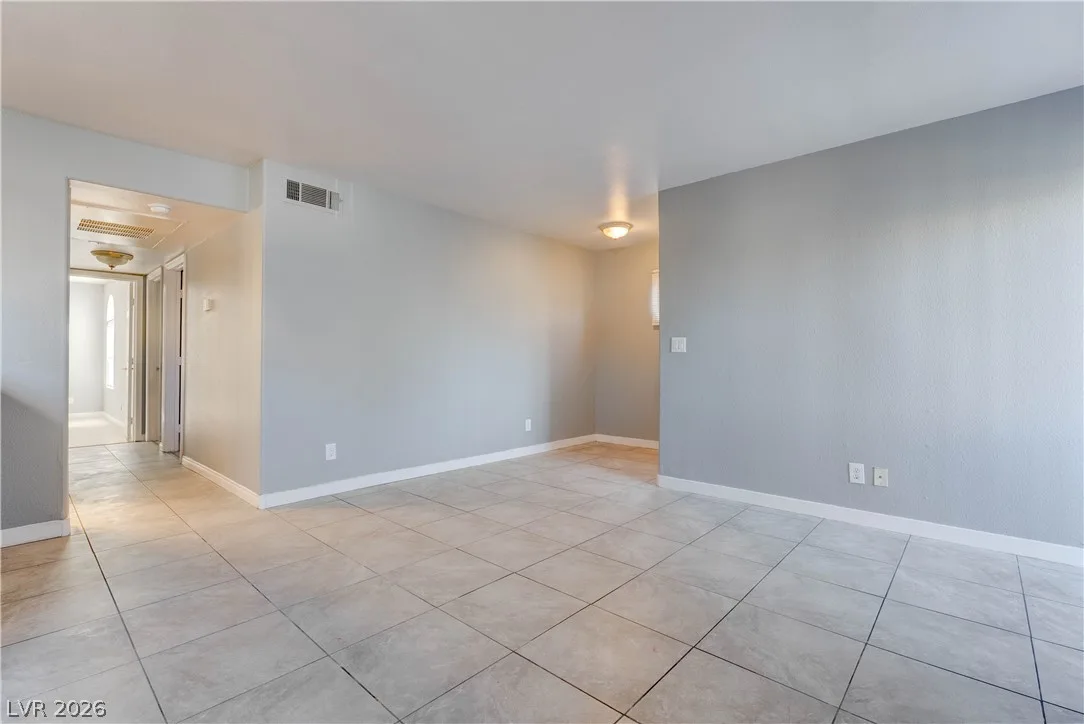 2974 Juniper Hills Boulevard 101 — photo 3 of 25