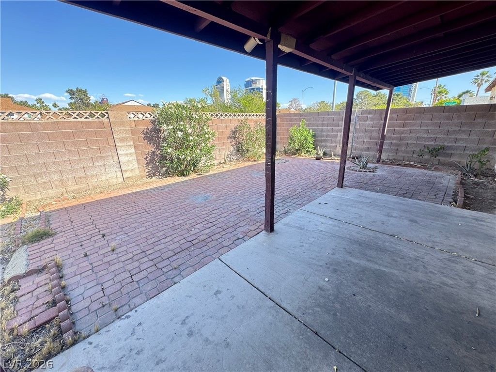 3932 Calle Mirador — photo 2 of 7