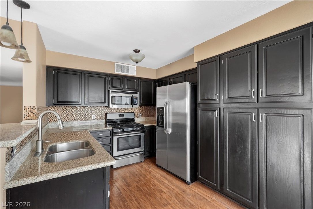 5710 East Tropicana Avenue 1047 — photo 3 of 15