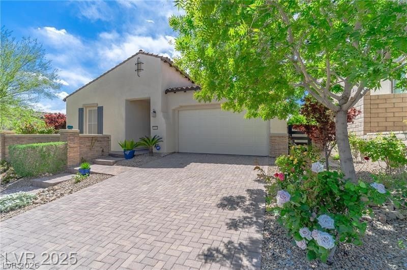 11831 Saverio Avenue — photo 2