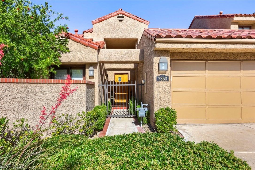 7363 Mission Hills Drive — photo 3