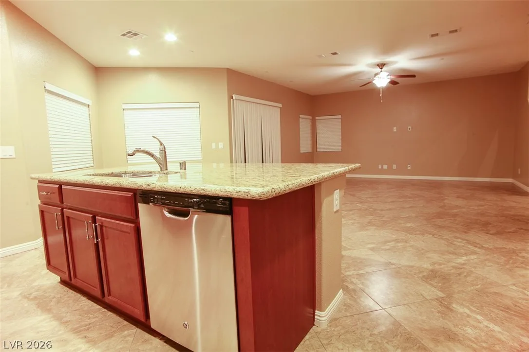 816 Applecross Avenue — photo 5