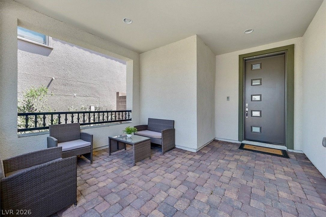 11555 Sailing Stones Street — photo 2