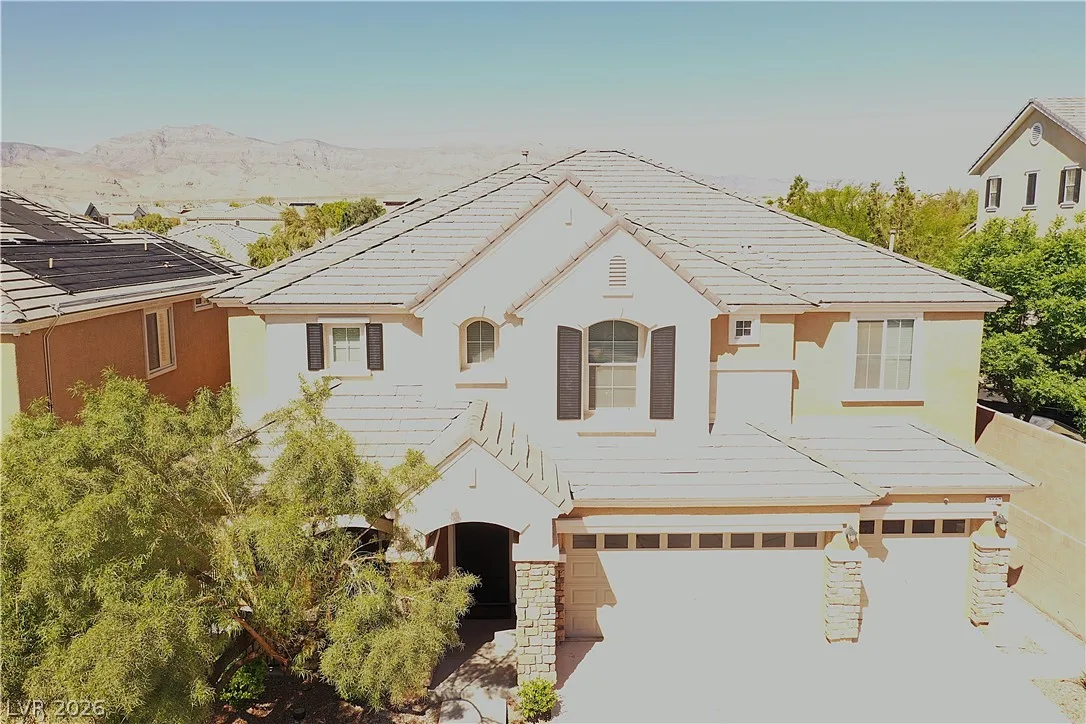 7037 Twin Forks Peak Street — photo 2