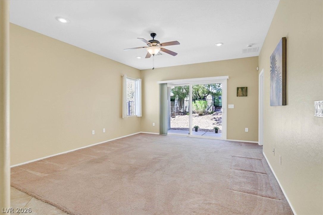 2560 Corvus Street — photo 4 of 33