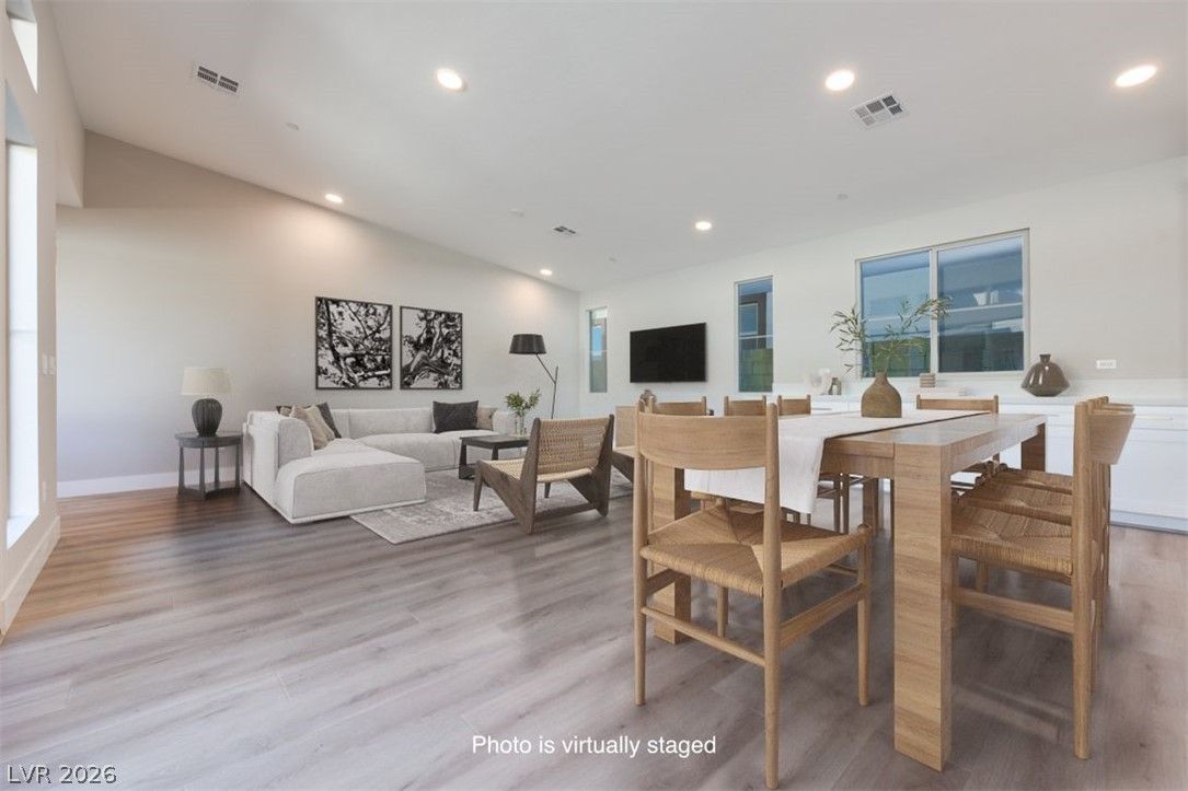 1030 Soaring Sage Avenue — photo 3