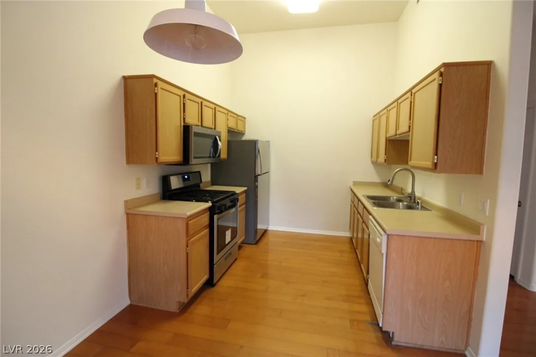 700 Carnegie Street 2924 — photo 3