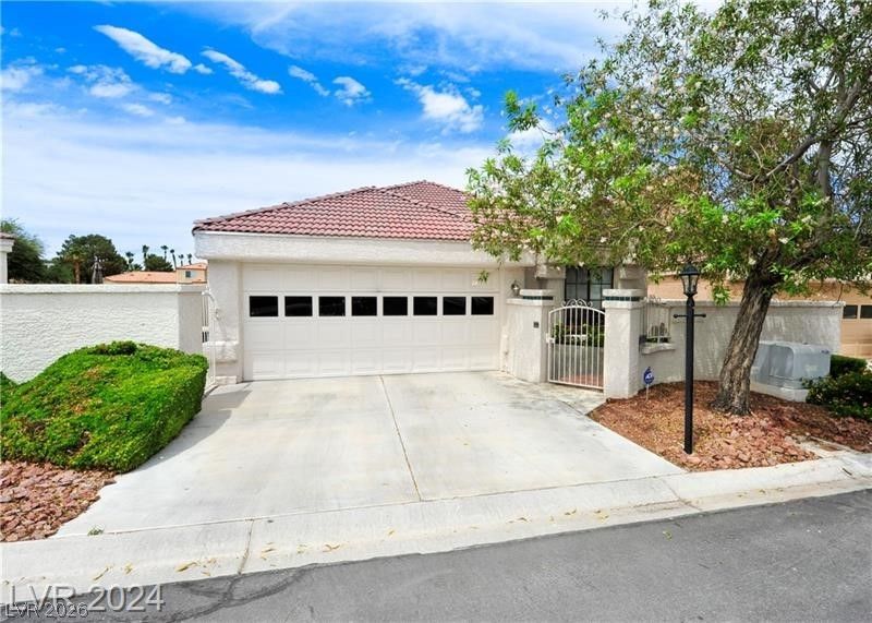 7268 Drifting River Court — photo 4