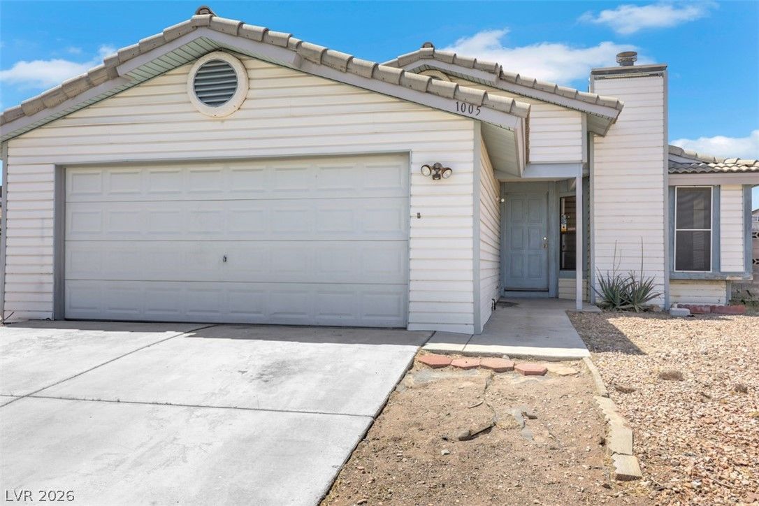1005 Brookside Court — photo 2