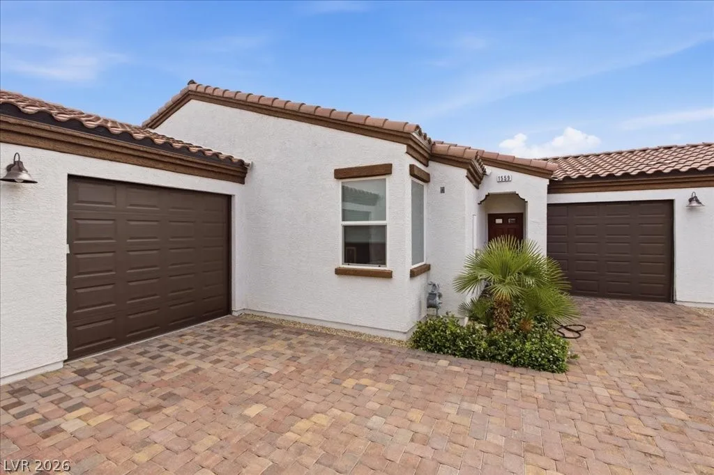 1559 Tilman Lane — photo 3 of 26