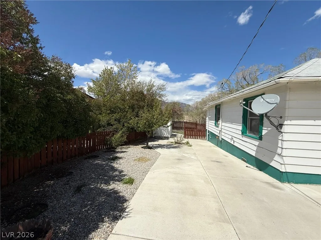 15 Sixth Street — photo 3