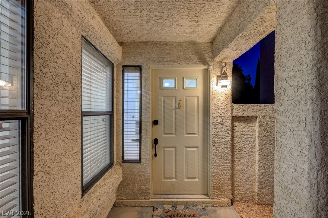 9548 Wooden Pier Way — photo 4