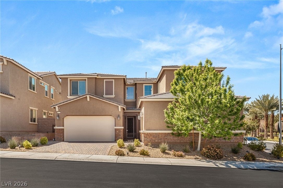 1133 Pandora Canyon Street — photo 2