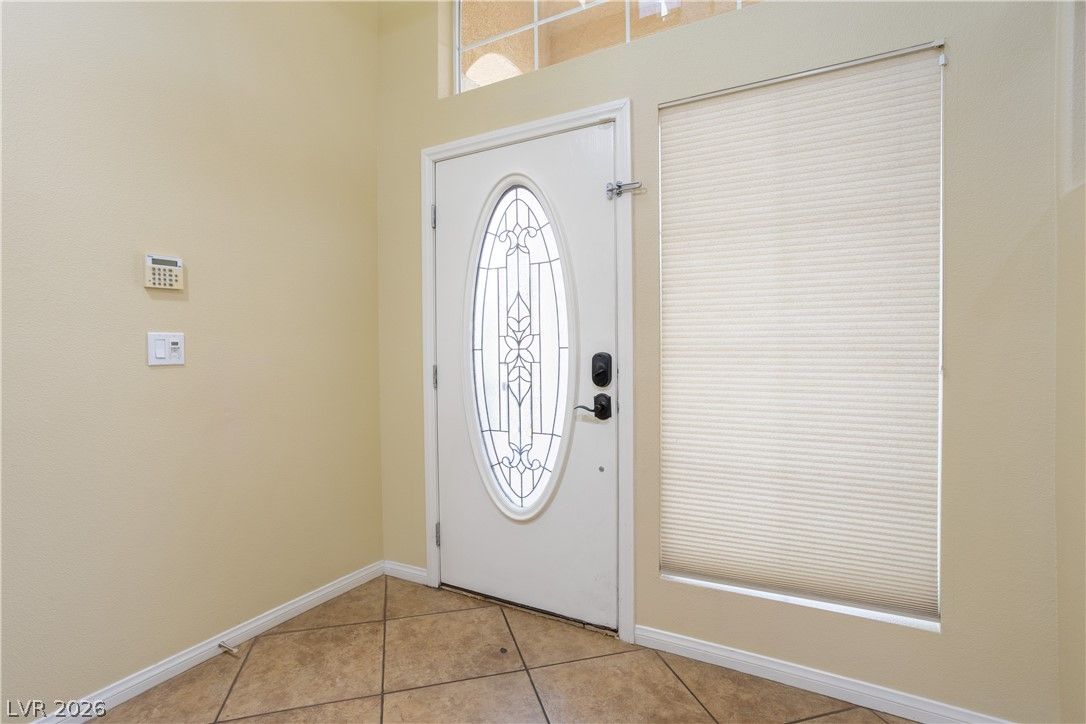 8467 East BISMARK SAPPHIRE Street — photo 5 of 34