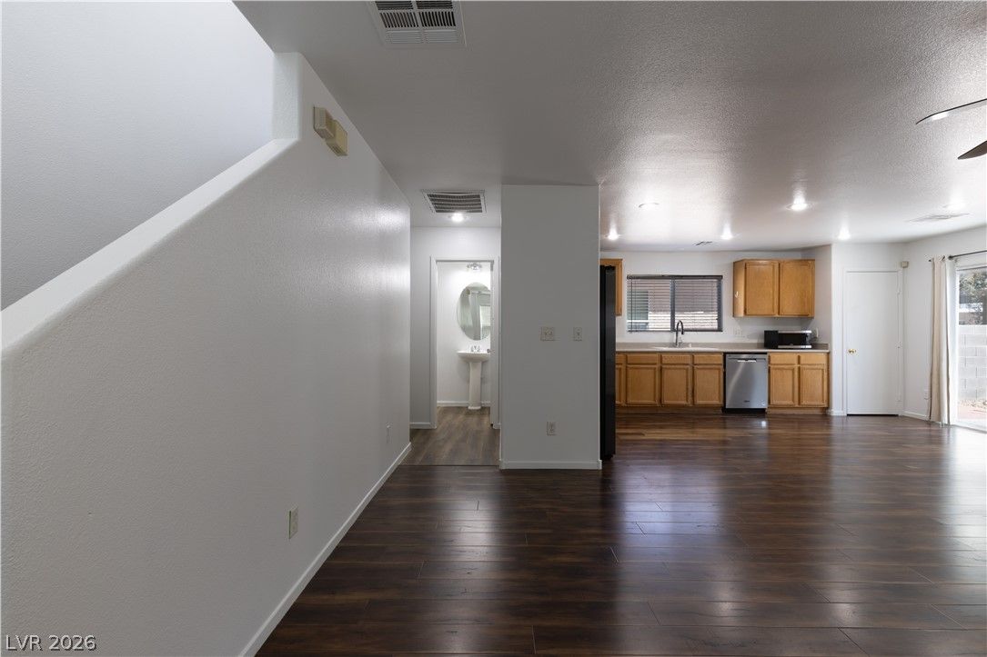 9522 Grand Fir Court — photo 2 of 21