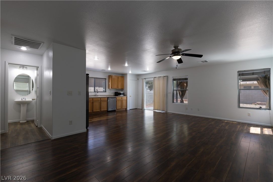 9522 Grand Fir Court — photo 3 of 21