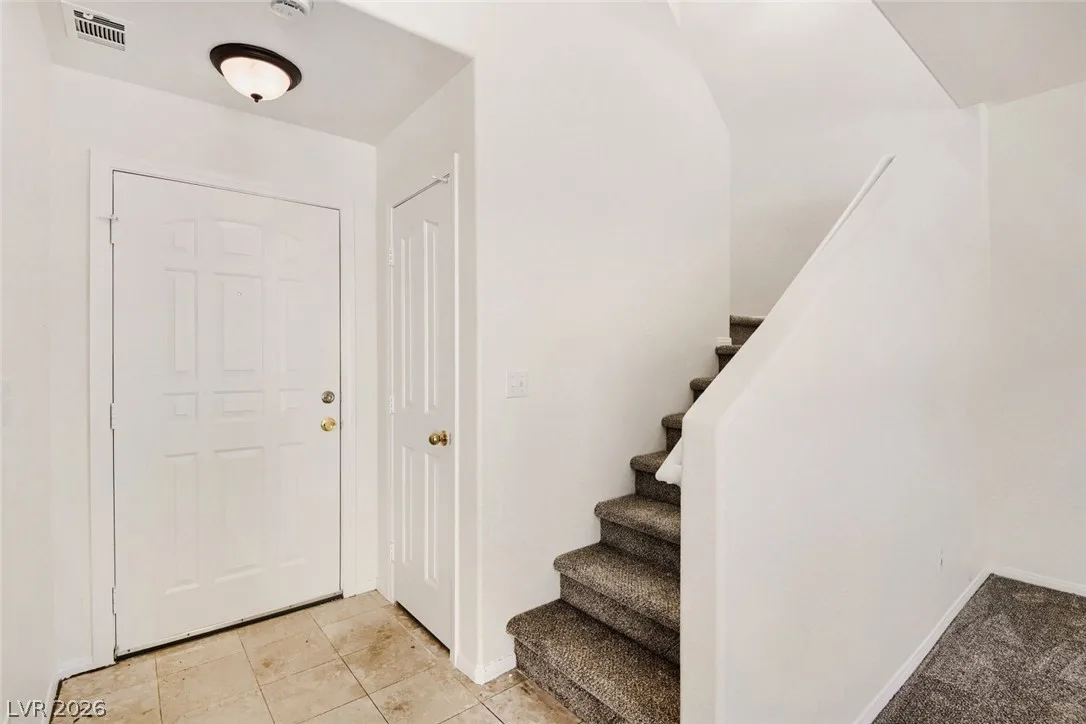 922 Country Skies Avenue — photo 5 of 28