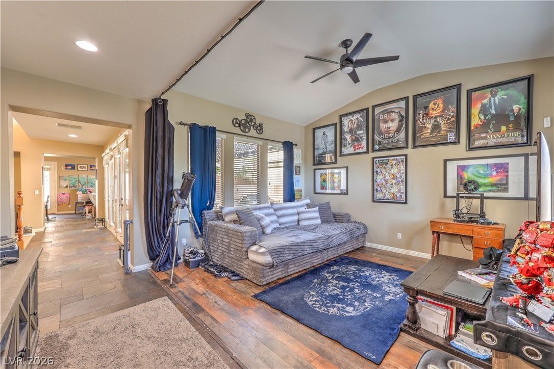 3836 Kettle Falls Avenue — photo 4