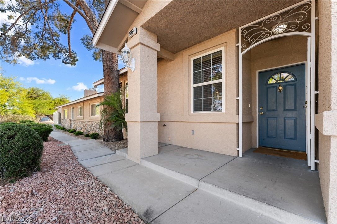 2635 El Camino Road — photo 4