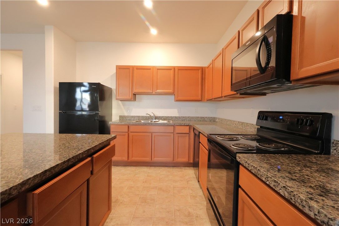 5658 South Chippewa Street — photo 4 of 15