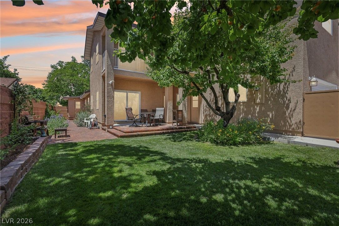 639 I Avenue — photo 2