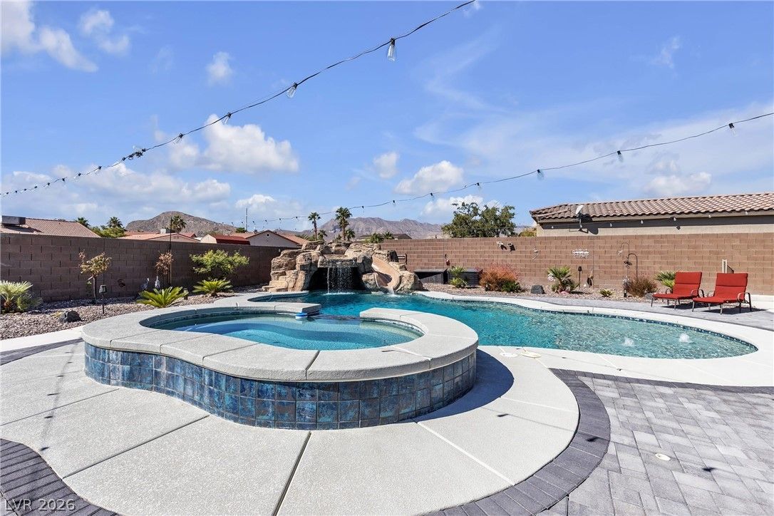 9511 Star Vista Court — photo 2