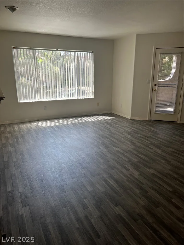 701 CAPRI Drive 11B — photo 2