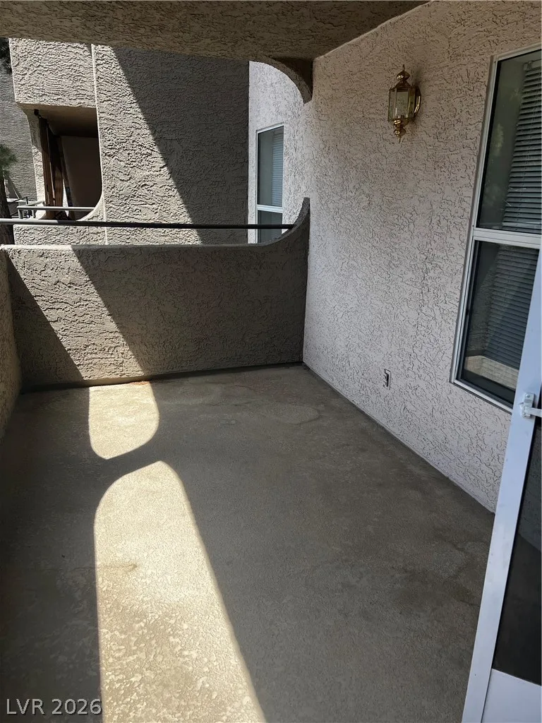 701 CAPRI Drive 11B — photo 5