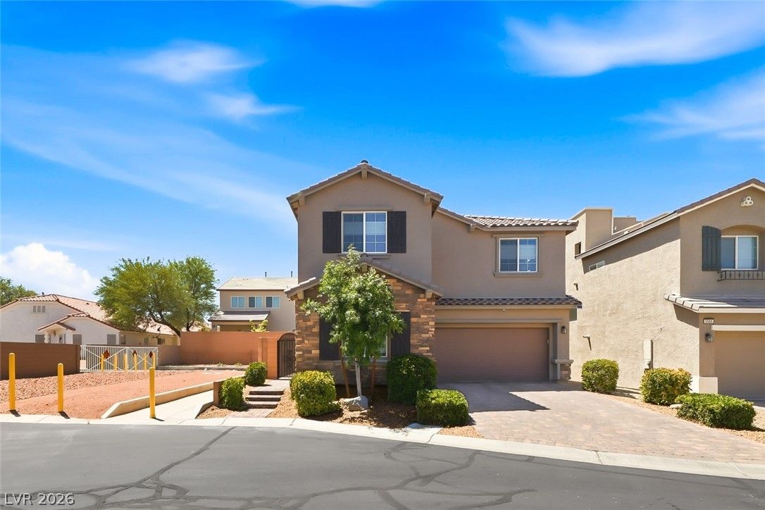 5595 Pico Ferrera Court — photo 2 of 38