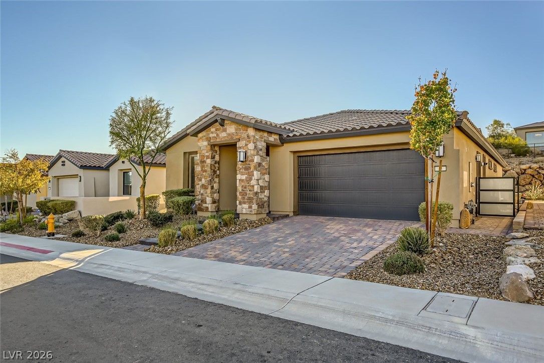 53 Stone Yucca Court — photo 4