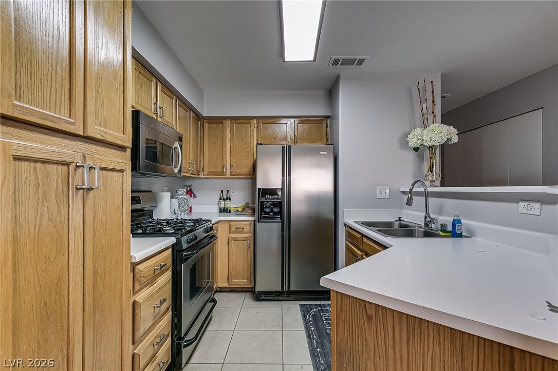 5415 West HARMON Avenue 2114 — photo 5