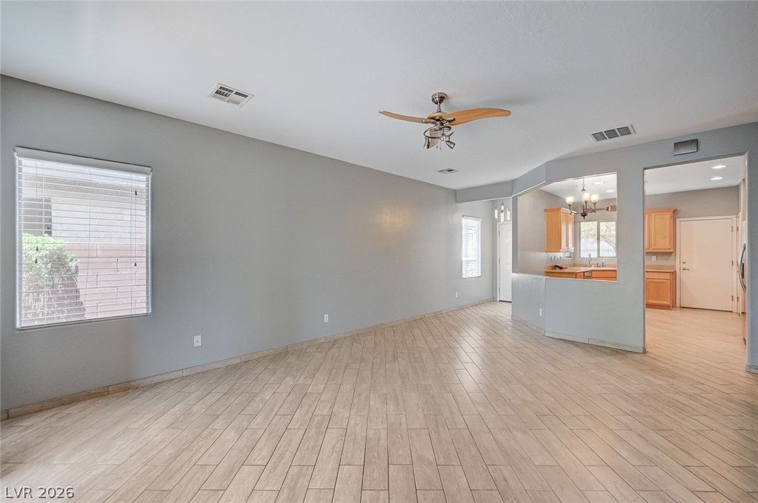 5977 Falconer Avenue — photo 5