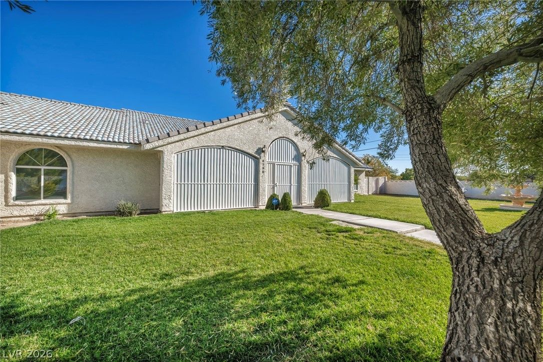 8736 Procyon Street — photo 4